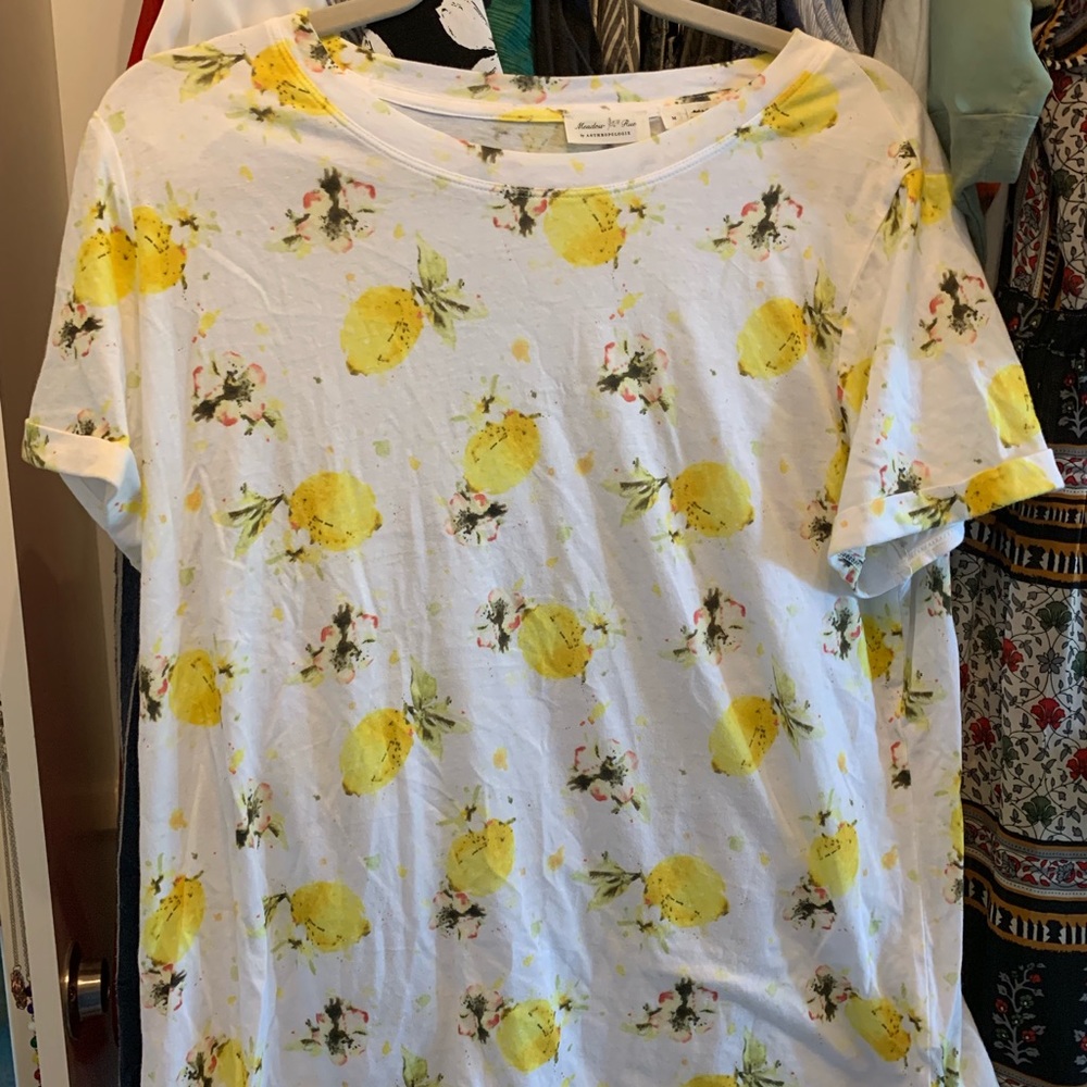 Meadow Rue lemon print t shirt sz medium anthro